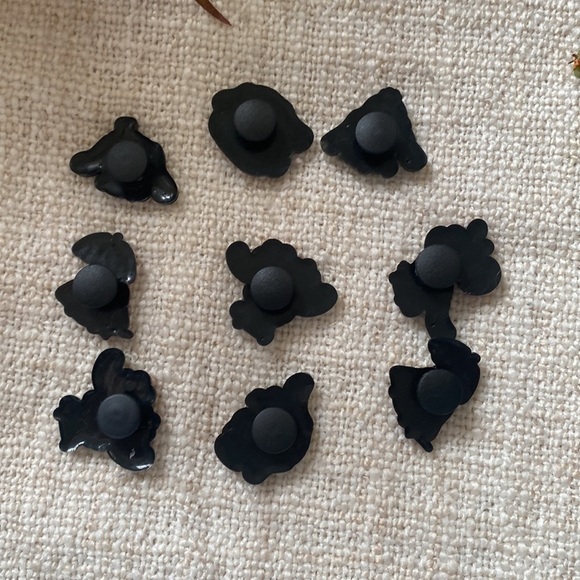 NEW 9 pcs CUTE Sanrio Cinnamoroll Crocs Clog Shoe Charms Shoe Decorations - Picture 2 of 2